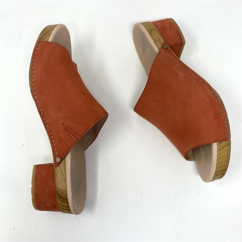 Dansko Maci Coral Nubuck Slide Sandals - Picture 2 of 13